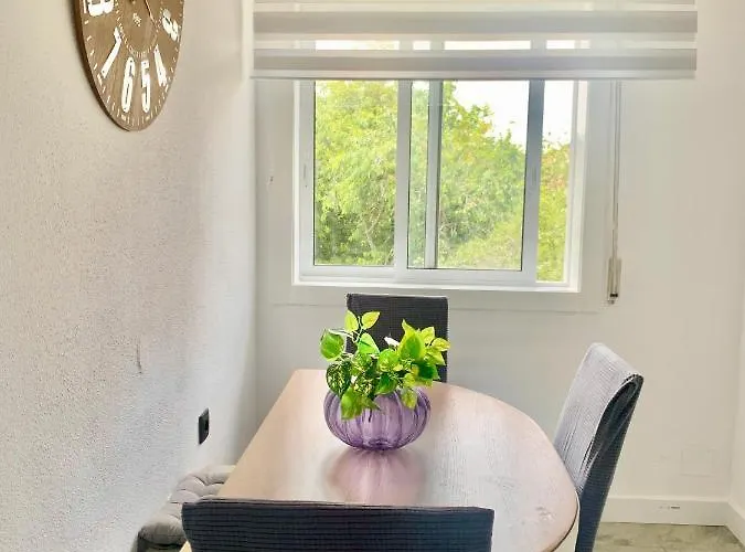 Διαμέρισμα Grey House - Feel The Vibe